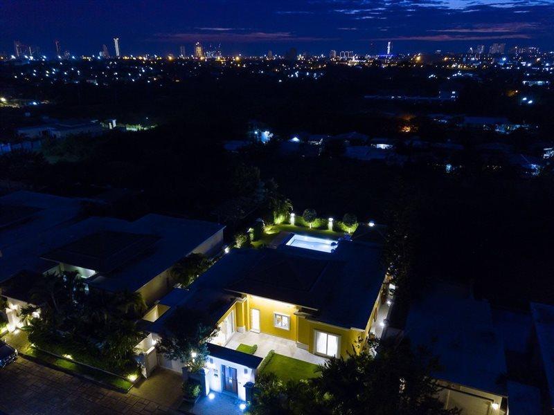 Luxury Pool Villa 604 4Br 8-10 Persons Pattaya Exterior foto