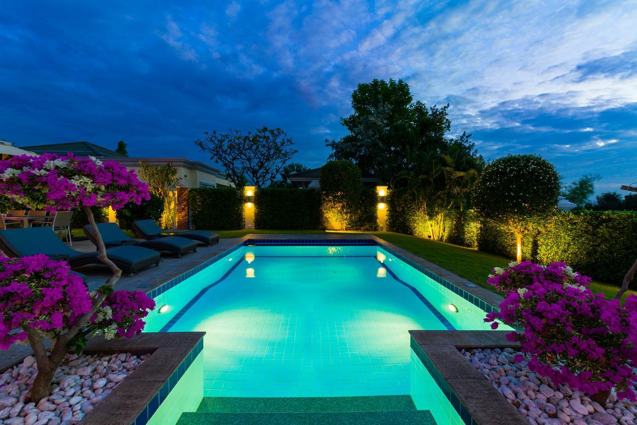 Luxury Pool Villa 604 4Br 8-10 Persons Pattaya Exterior foto