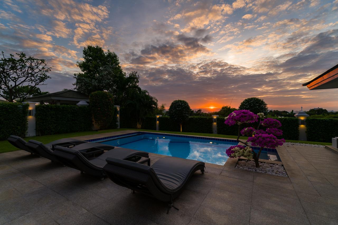 Luxury Pool Villa 604 4Br 8-10 Persons Pattaya Exterior foto